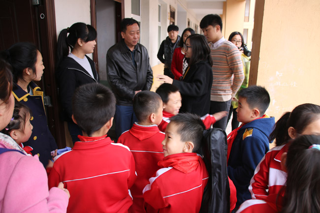 “手拉手、心连心”联谊活动 第 2 张