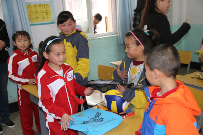 “手拉手、心连心”联谊活动 第 19 张